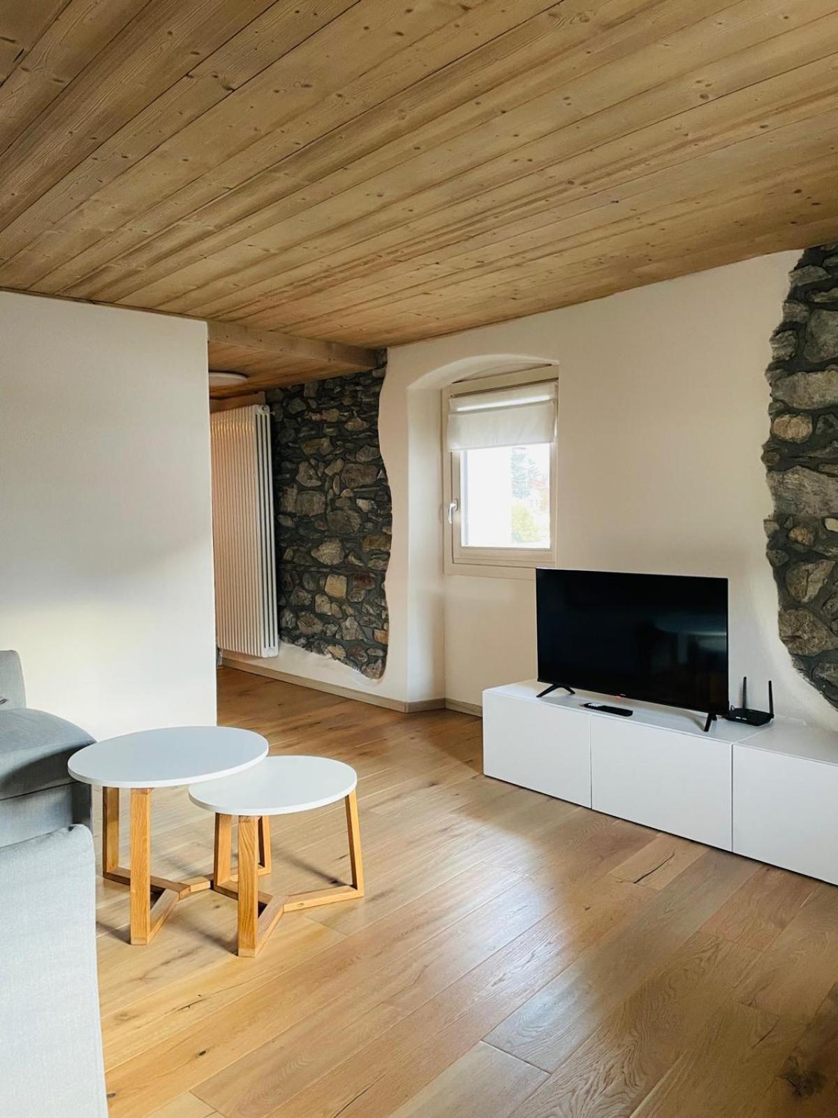Aosta Holiday Apartments - Monte Zerbion Exterior photo